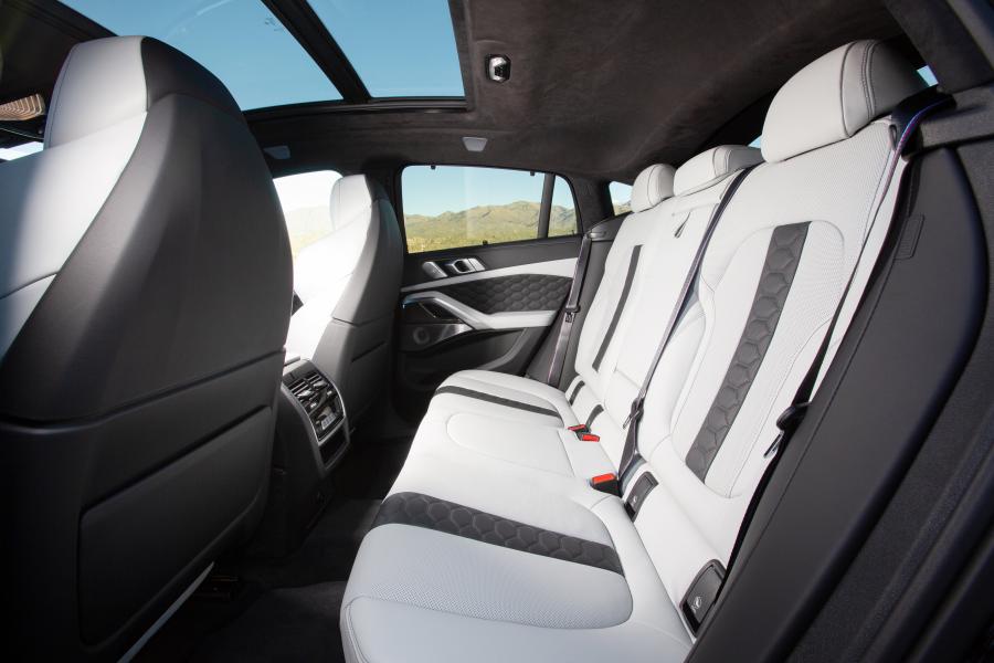 Интерьер BMW X6 M Competition (F96) 2020 года  (NA) (фото 118 из 146)
